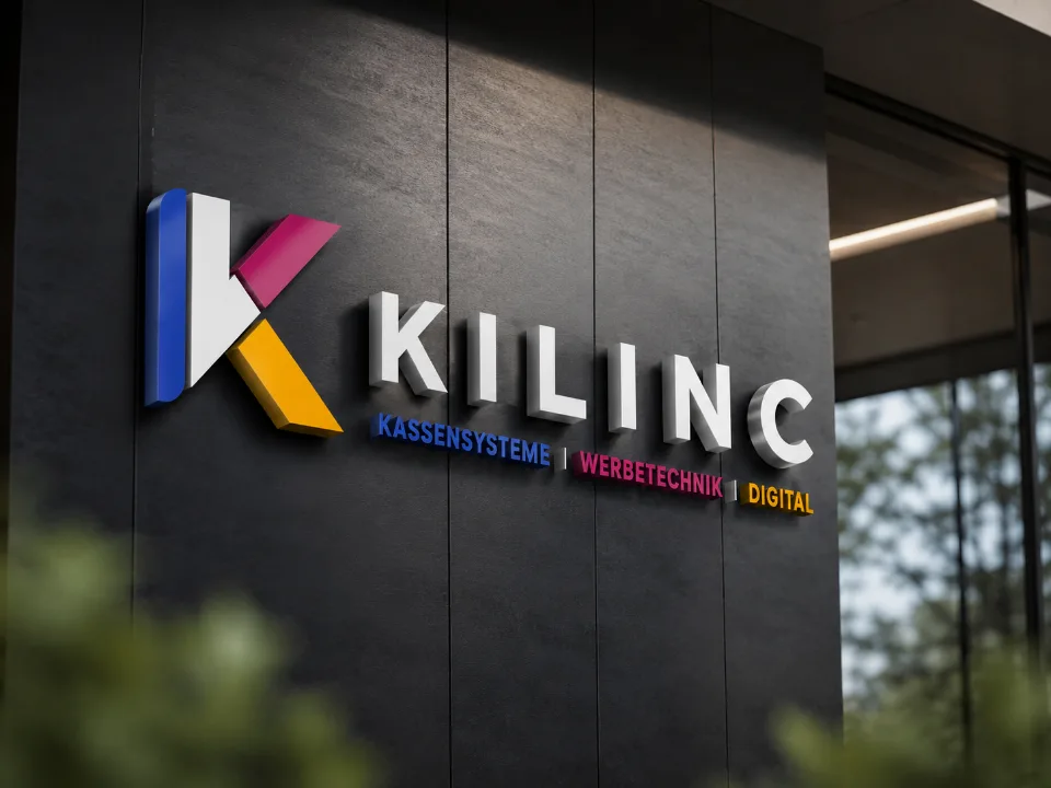 Räumliches KILINC Logo und 3D-Buchstaben auf einer dunklen Wand